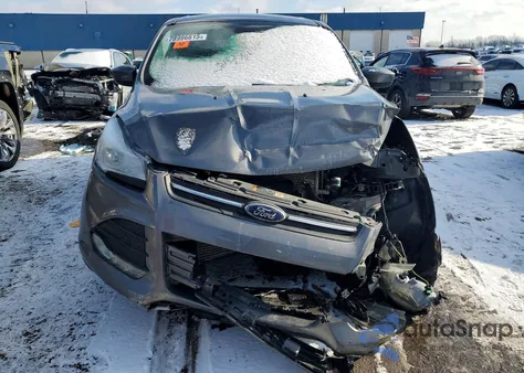 2014 Ford Escape Se z USA, uszkodzony, nr VIN 1FMCU0G96EUA76372